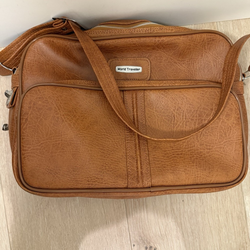Vtg World Traveler Faux Leather tote Duffel Brown Travel 15.5"x 11"
